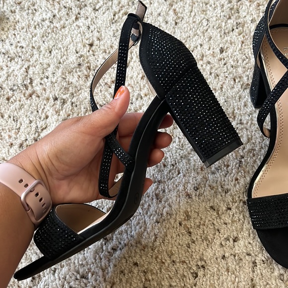Kelly & Katie Black Heeled Sandals Size 8 - Picture 2 of 5